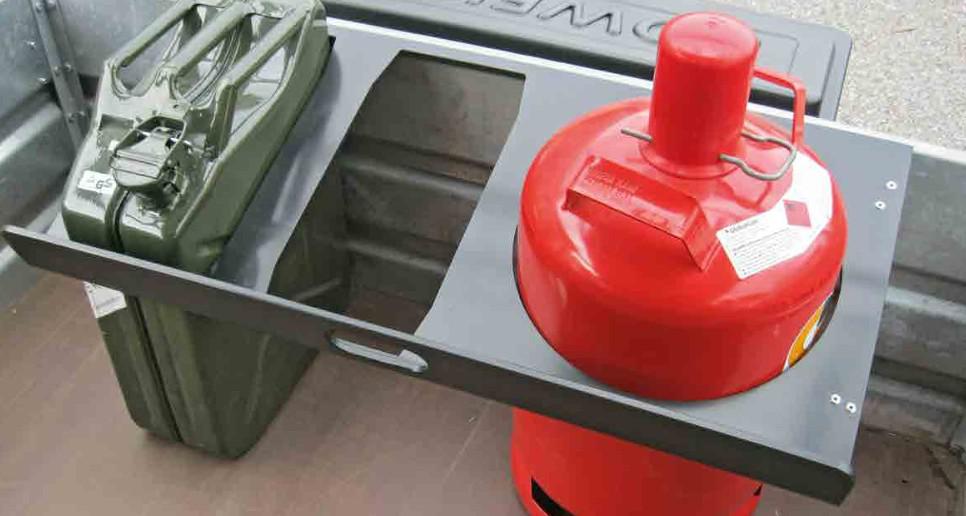 Halterung für 2 x 20 ltr. Kanister +1 x 11 kg Gasflasche 