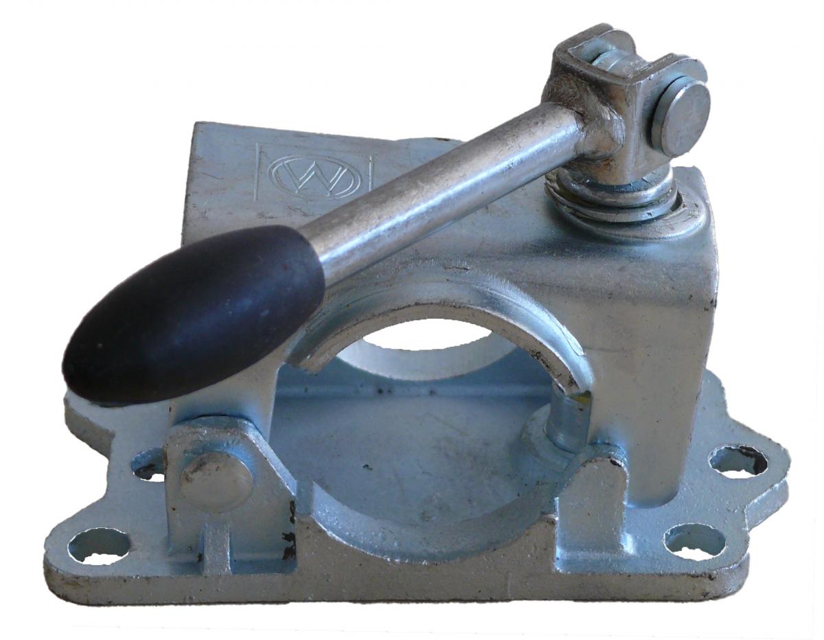 Klemmschelle, Guss, m. Klapp- knebel, für Rohr-Ø 48 mm VerglNr: 249804