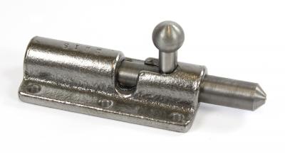 Riegelverschluss verzinkt mit Druckfeder, Bolzen Ø 16 mm 6 Lochbefestigung Ø 6 mm, Lochabstand 40 x 40 mm, Grundplatte: 100 x 55 mm