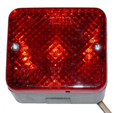 Aspöck Nebelschlussleuchte Fogpoint I, 0.2m Kabel, mit 2 pol. Stecker 85x75x55 VerglNr: 37-6603-037, 409080.001